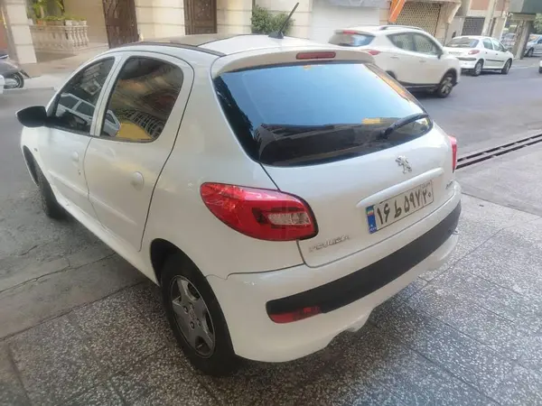 پژو  207