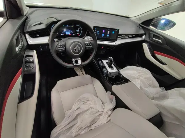 ام جی، GT