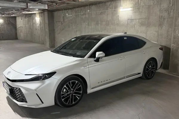 تویوتا، کمری هیبرید