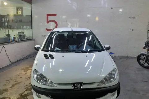 پژو، 206 SD