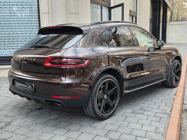 پورشه، ماکان