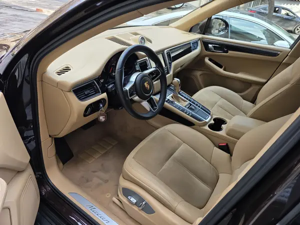 پورشه، ماکان