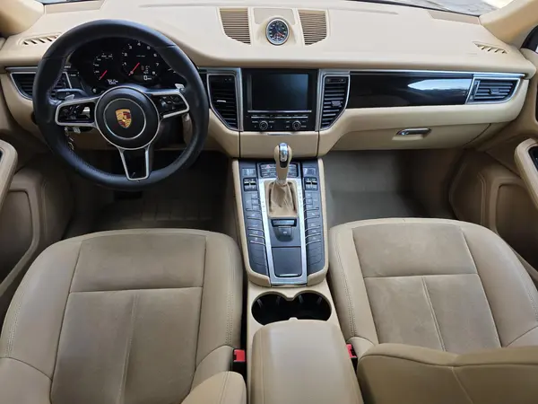 پورشه، ماکان