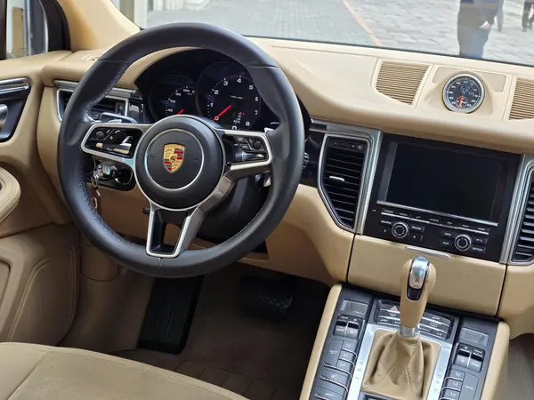 پورشه، ماکان