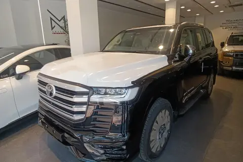 تویوتا، لندکروز چهار در