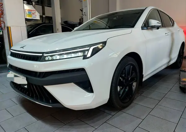 کی ام سی  J7