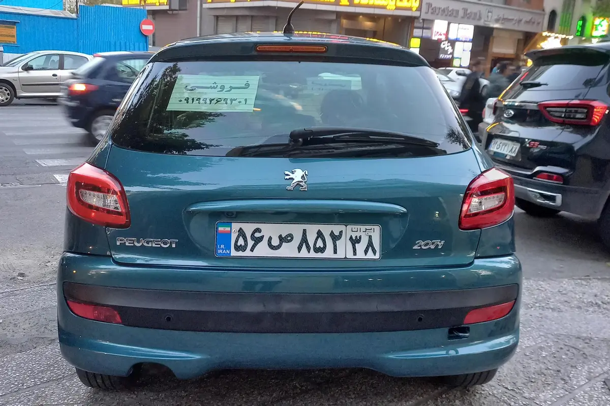 پژو،  207