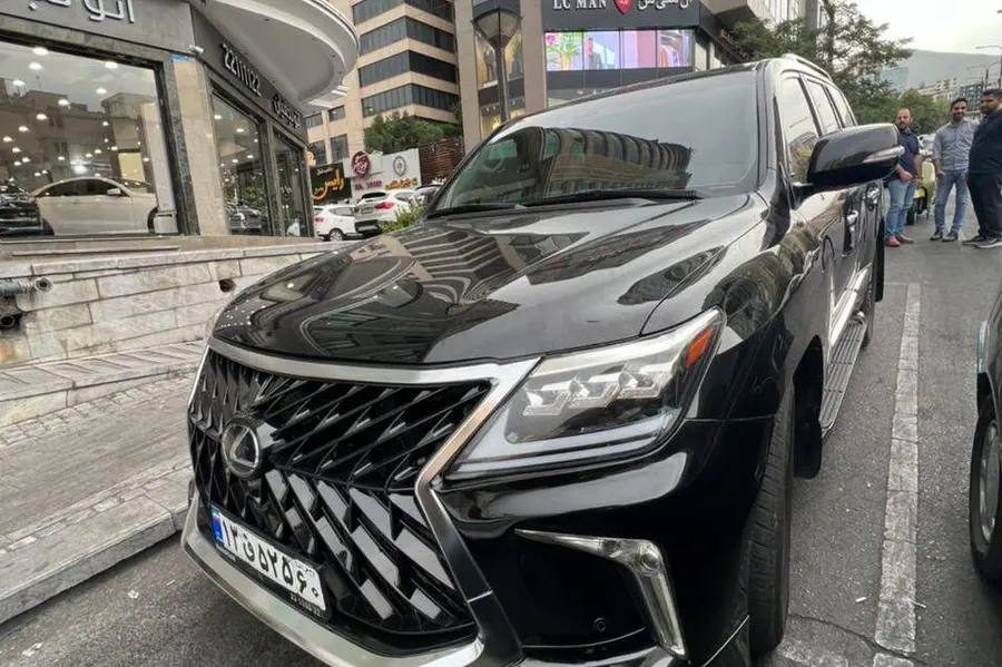 لکسوس، LX