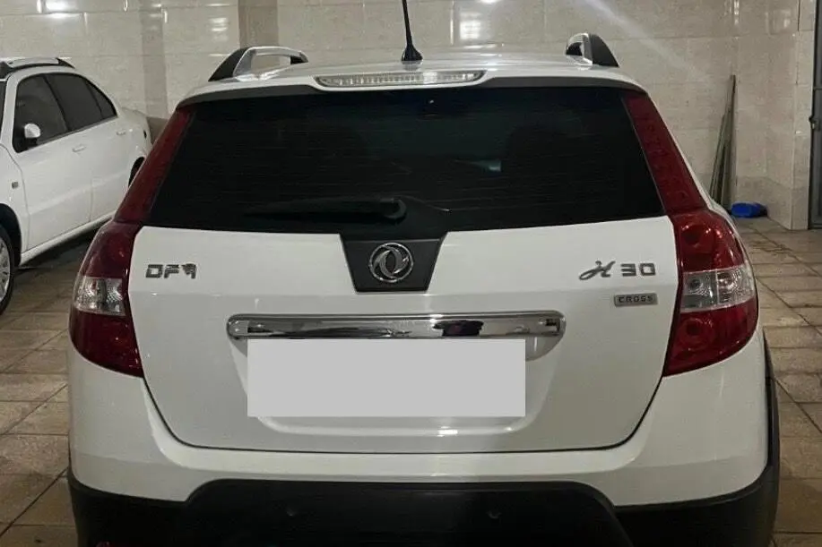 دانگ فنگ،  H30 کراس