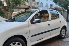 پژو، 206