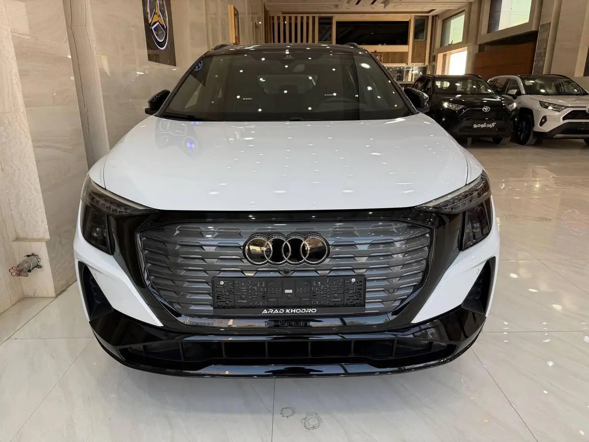 آئودی  Q5 e-tron