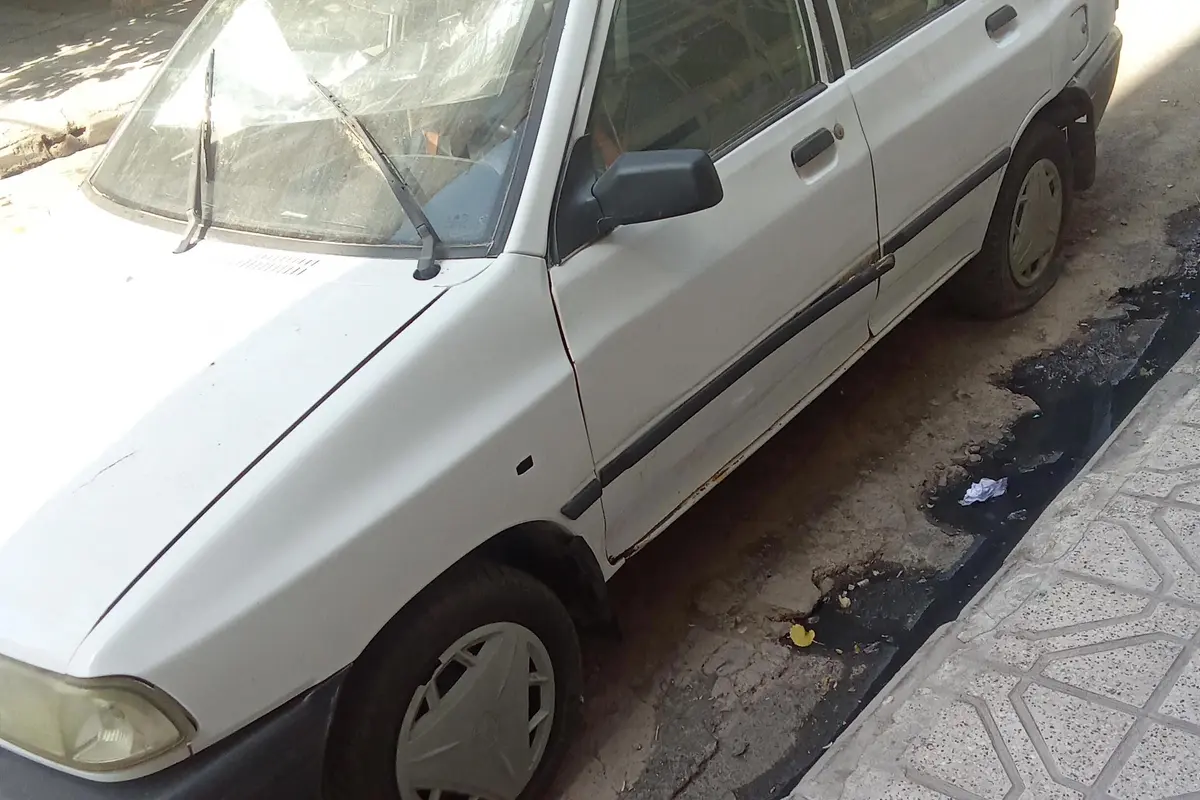 پراید،  صندوق دار