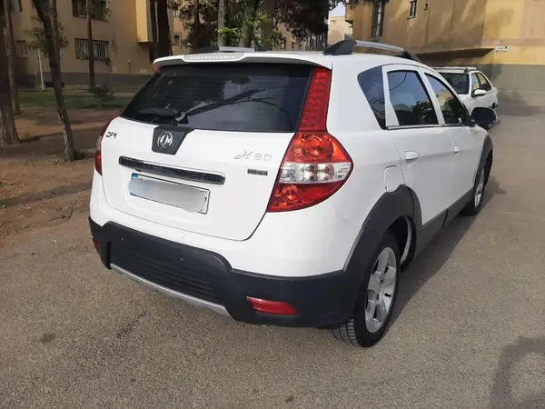 دانگ فنگ  H30 کراس