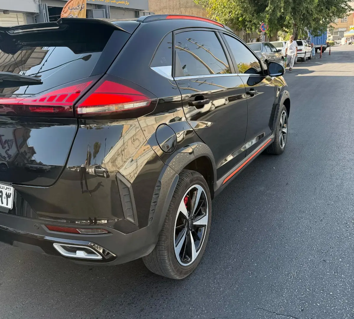 ام وی ام،  X33 کراس