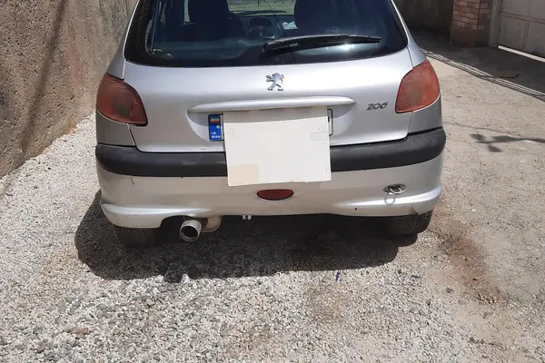پژو، 206