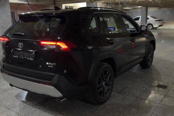 تویوتا، راوفور