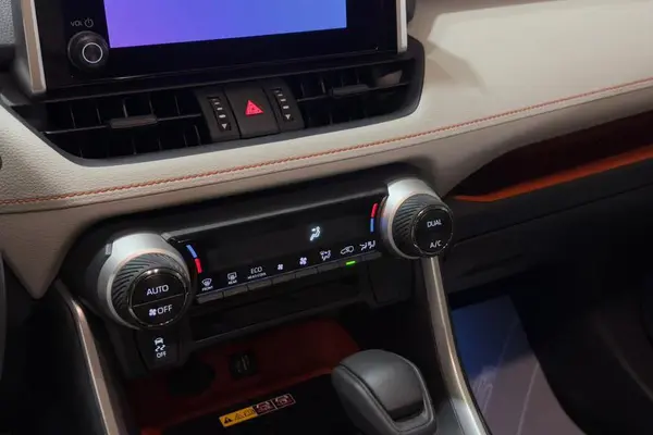 تویوتا، راوفور