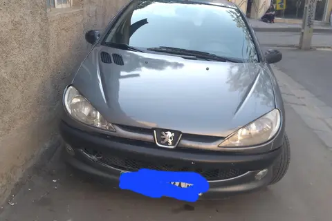 پژو، 206