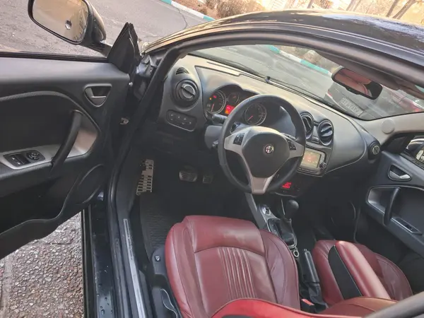 آلفارومئو، میتو