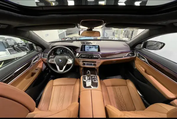 ب ام و، سری 7