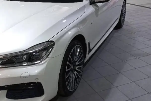 ب ام و، سری 7