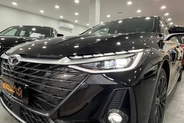 پیش فروش فونیکس، آریزو 8 (Z8)