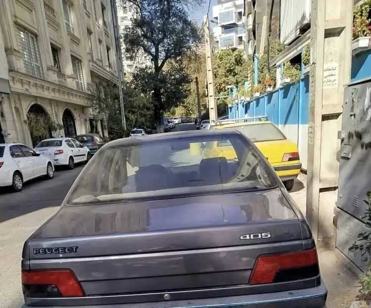 پژو،  405