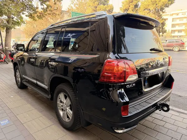 تویوتا، لندکروز چهار در