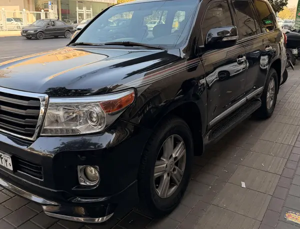 تویوتا، لندکروز چهار در