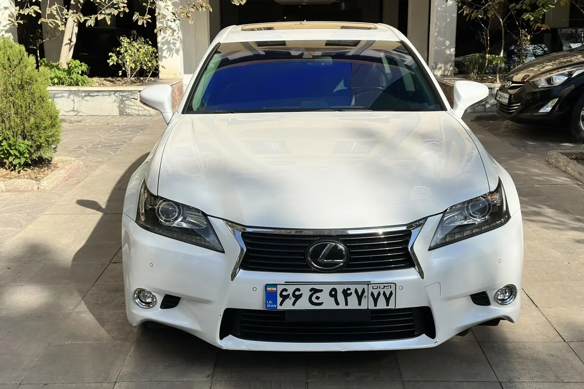 لکسوس،  GS
