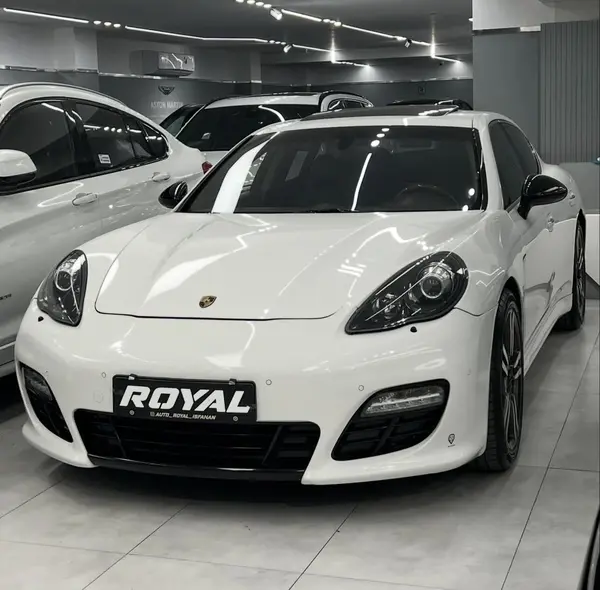 پورشه، پانامرا