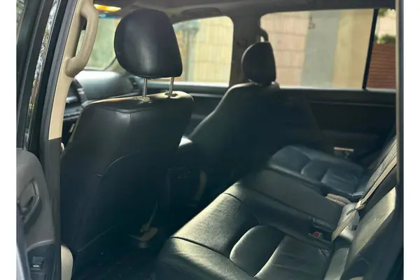 تویوتا، لندکروز چهار در