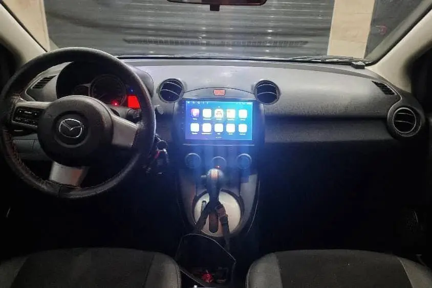 مزدا،  2 هاچ بک