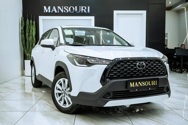 تویوتا، کرولا کراس هیبرید