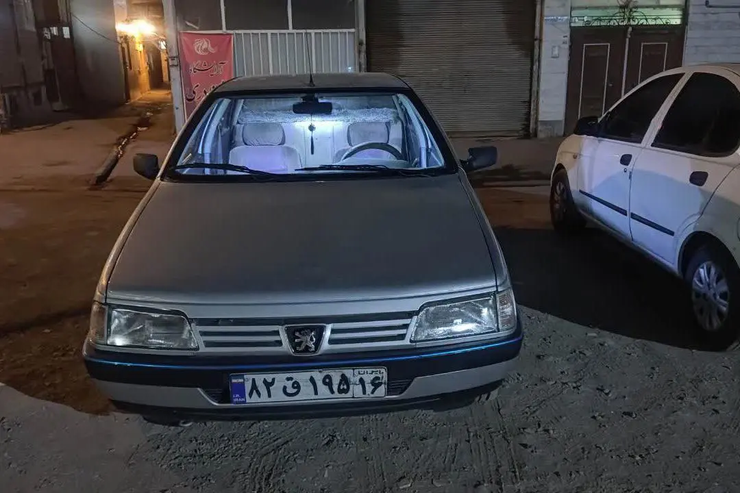 پژو،  405