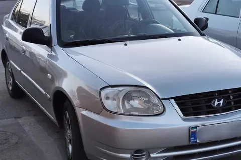 هیوندای، ورنا