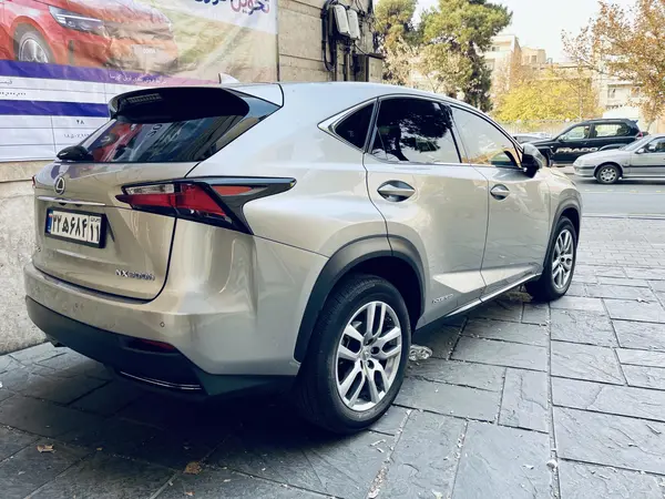 لکسوس، NX هیبرید