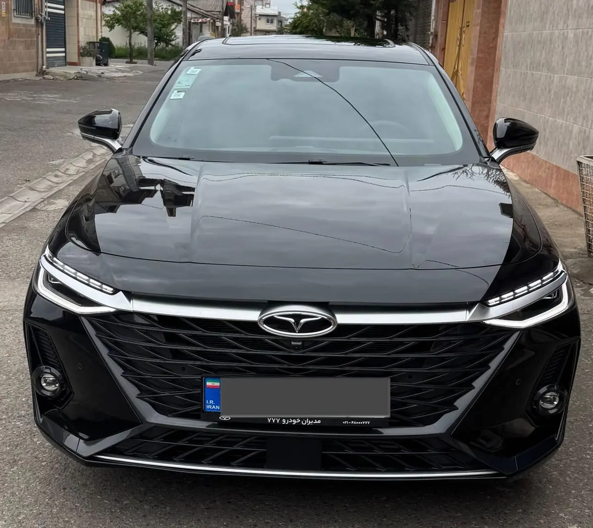 فونیکس،  آریزو 8 (Z8)