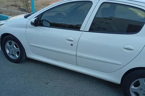 پژو، 207