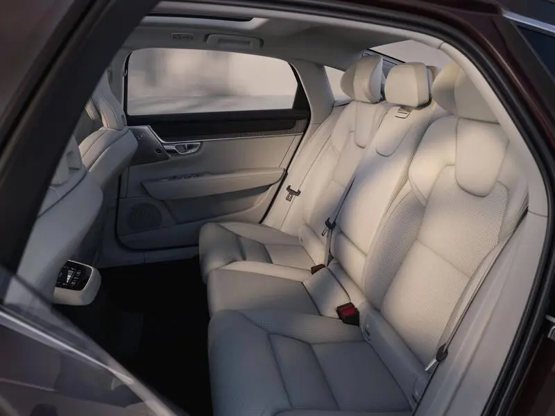 ولوو،  S90