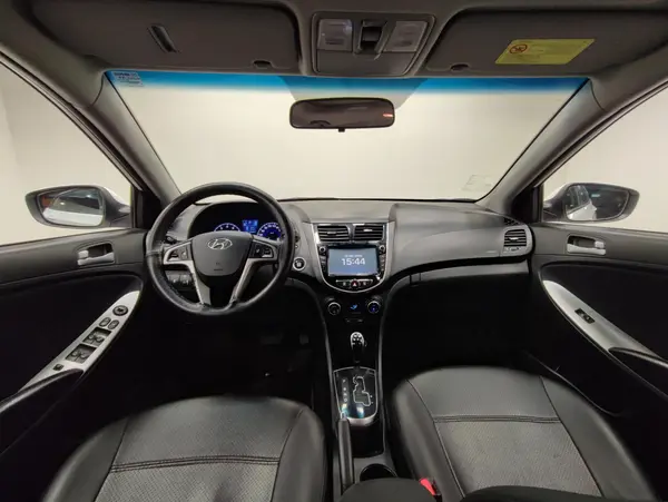 هیوندای، اکسنت (مونتاژ)