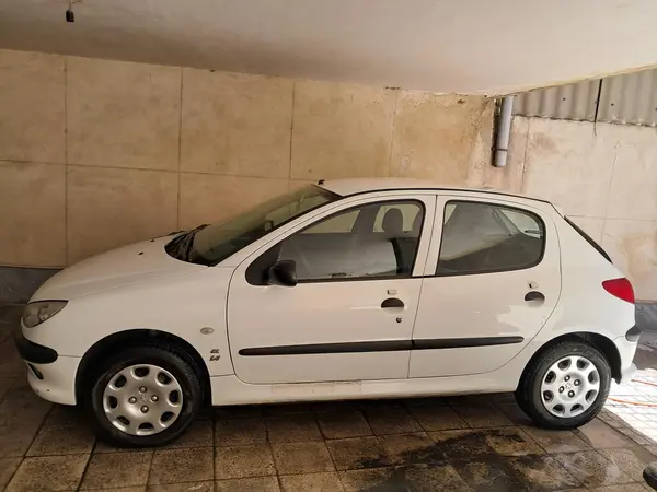 پژو  206