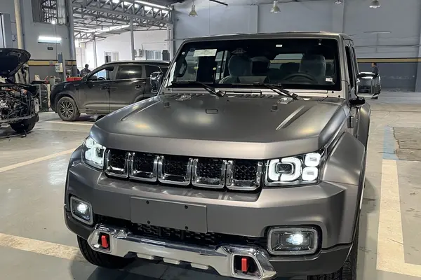 بایک، BJ40L