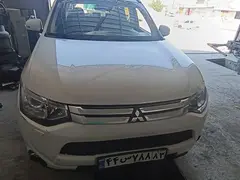 میتسوبیشی، اوتلندر
