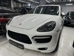 پورشه، کاین