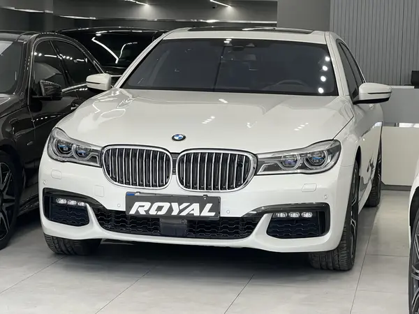 ب ام و، سری 7