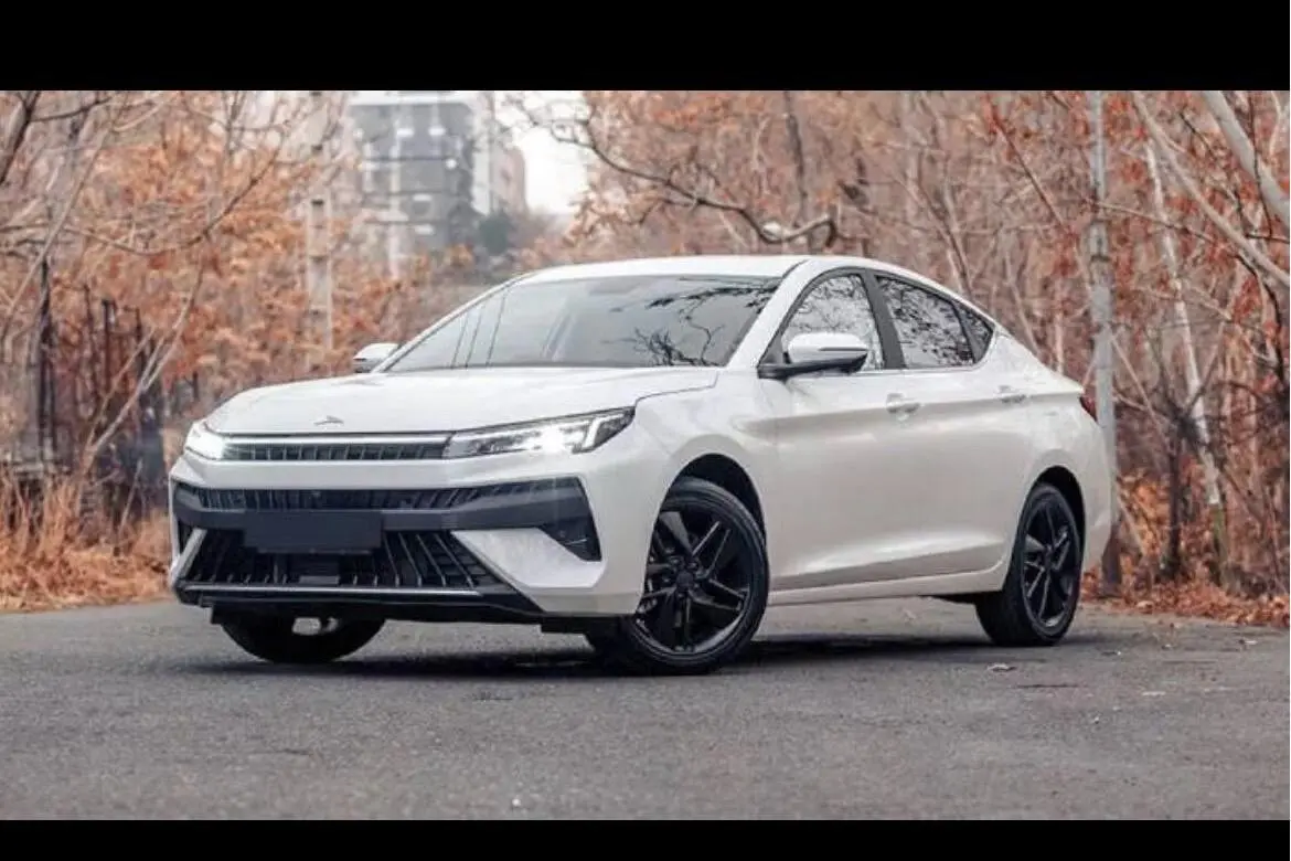 کی ام سی،  J7