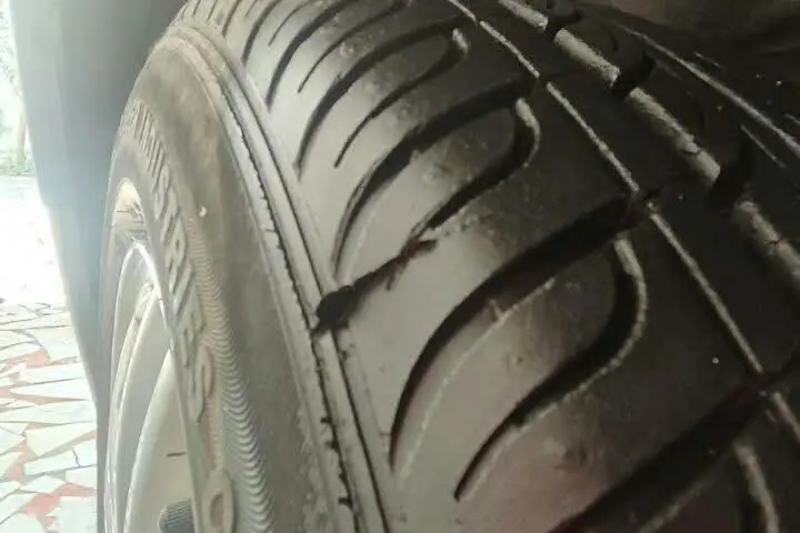 رنو،  تندر 90
