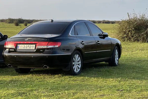 هیوندای، آزرا (گرنجور)