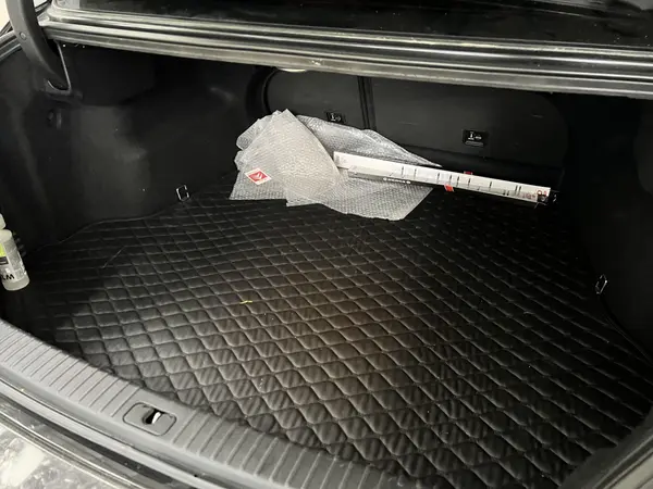 هیوندای، آزرا (گرنجور)